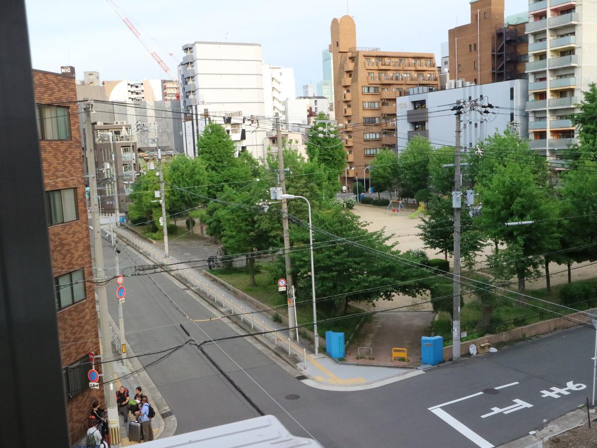 Base Osaka Lägenhet Exteriör bild