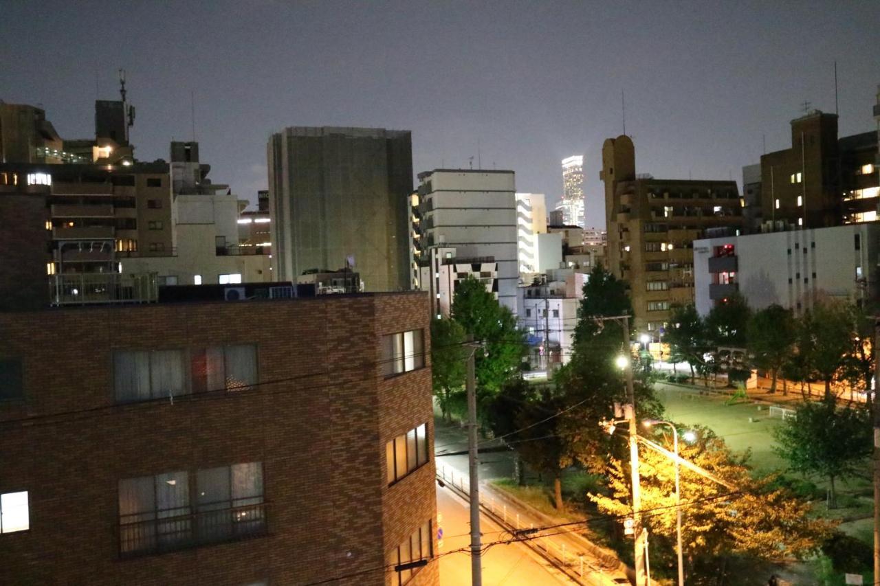 Base Osaka Lägenhet Exteriör bild